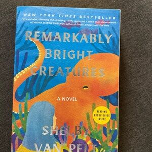 Remarkably Bright Creatures Sprayed Edges Book